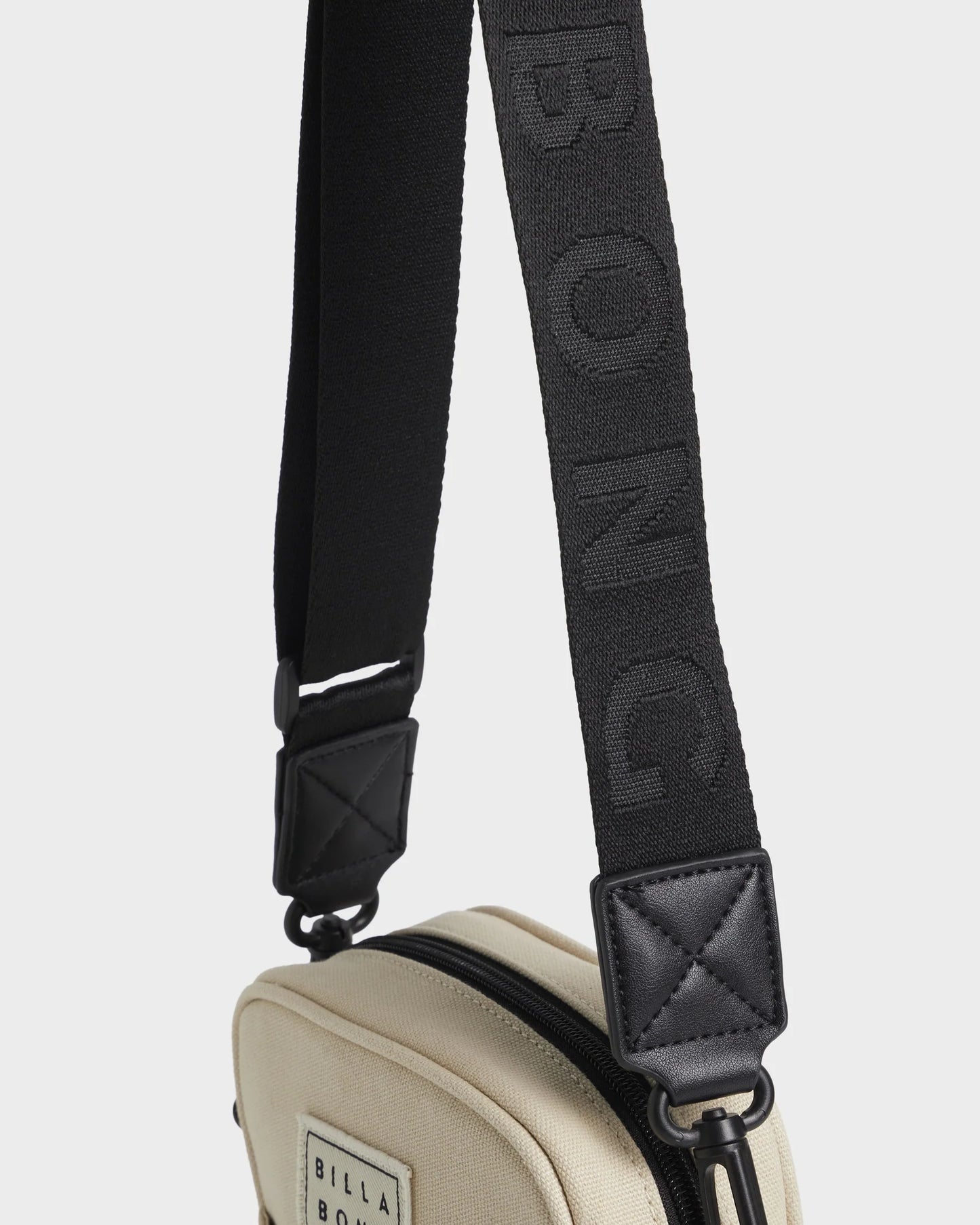 Billabong Chaser Bag COYOTE